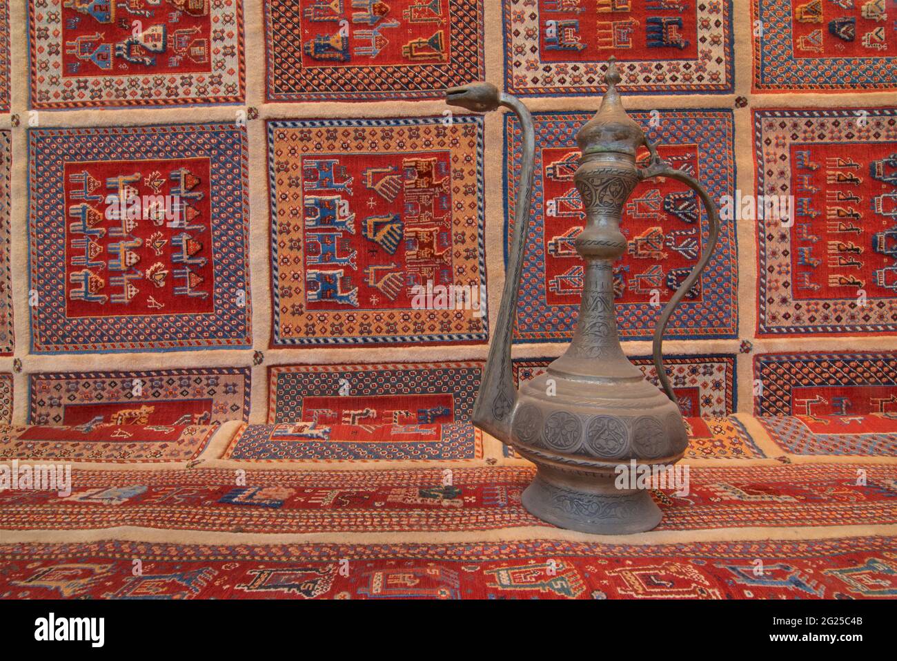 Rug weaving turkey hi-res stock photography and images - Alamy