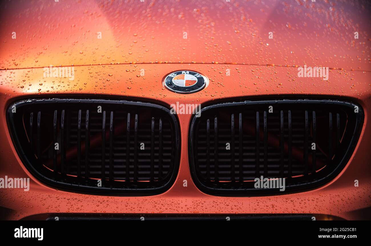 Vinyl wrap hi-res stock photography and images - Alamy