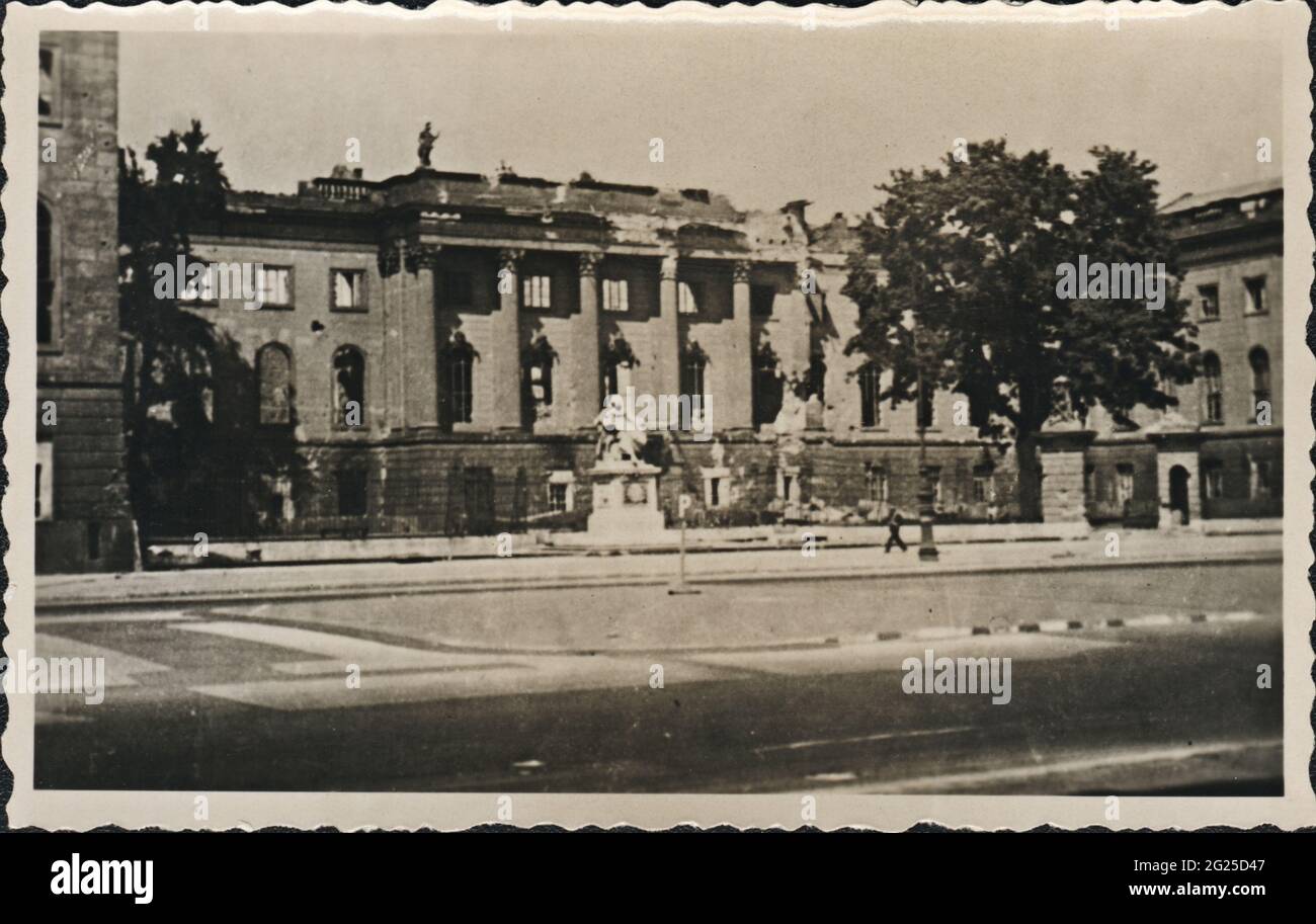 Old photo of ruined Berlin University after WW2, 1940s. Stock Photo