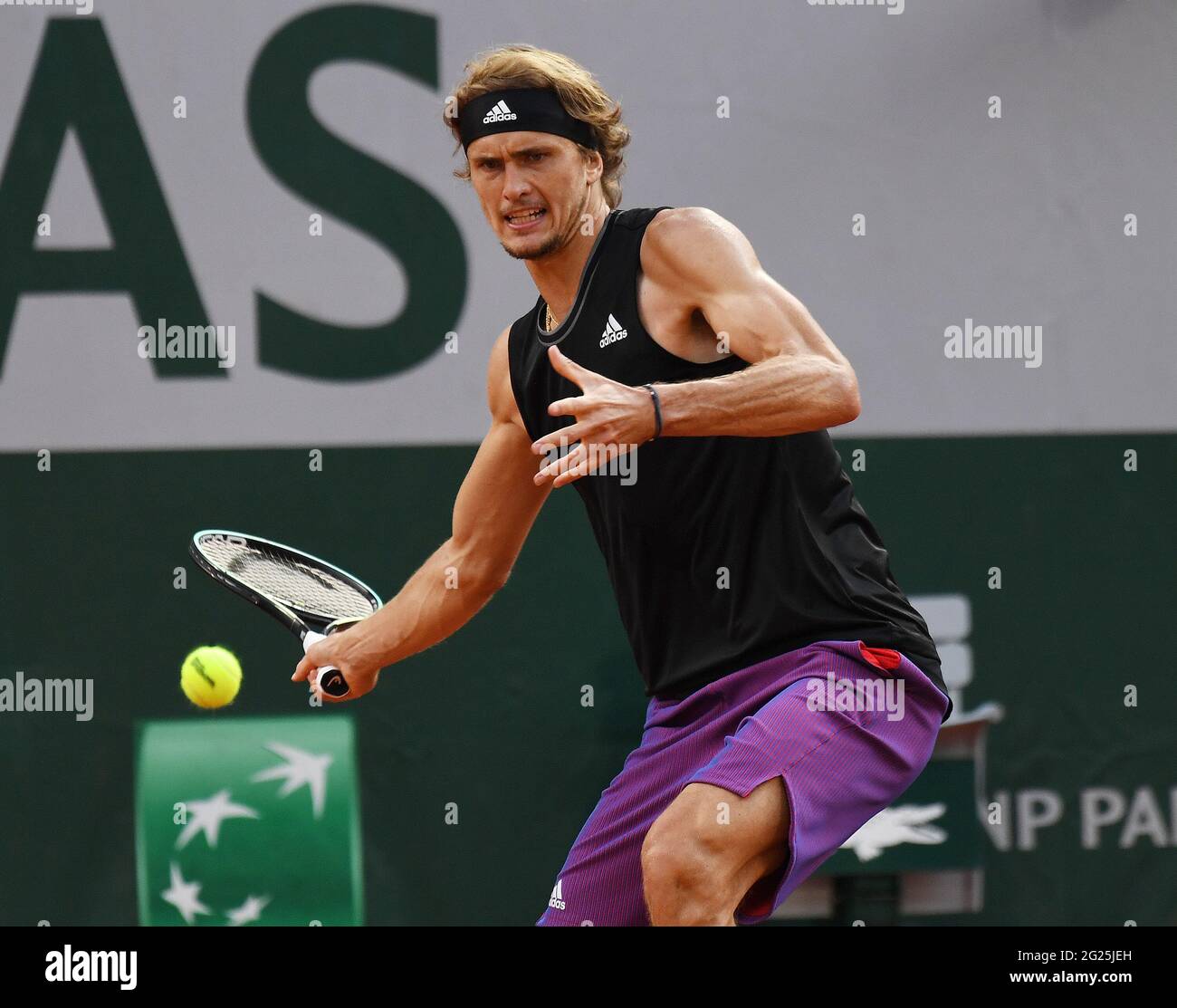Alexander zverev roland garros 2021 hires stock photography and images