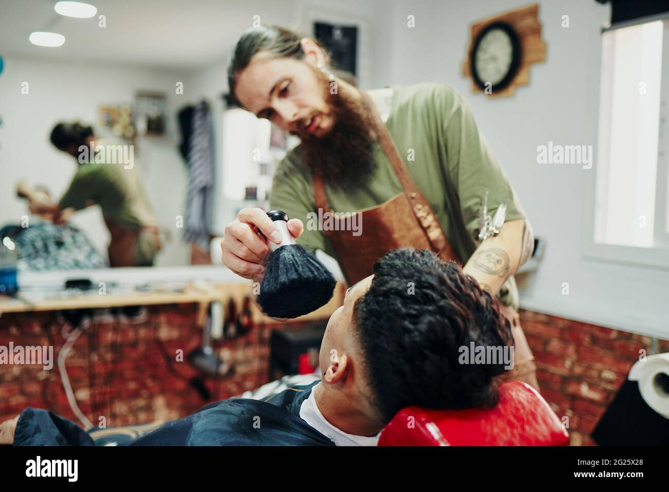 Barber cleaning hires stock photography and images Alamy