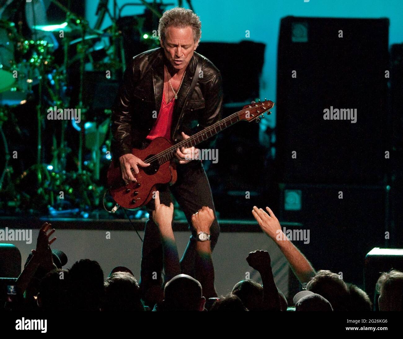 SUNRISE, FL - APRIL 23: Guitarist Lindsey Buckingham of the band ...