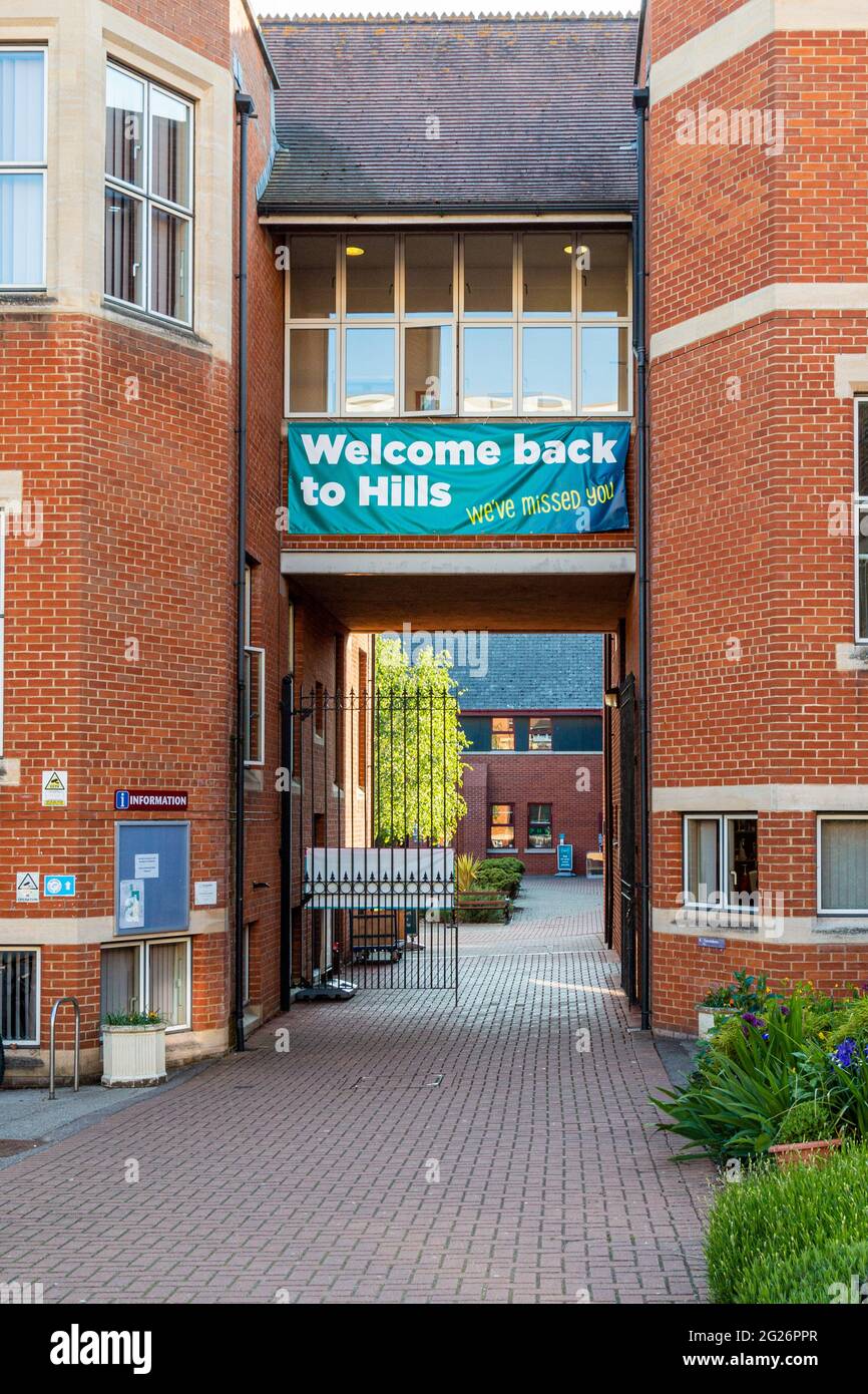 A sign welcoming students back to Hills Road Sixth Form College after the schools have been closed due to the Covid-19 pandemic. Stock Photo