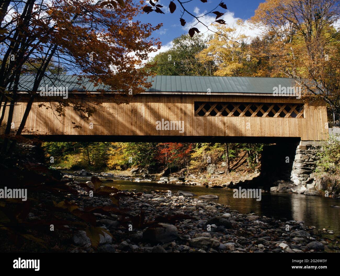 Williamsville covered bridge in Vermont Stock Photo Alamy