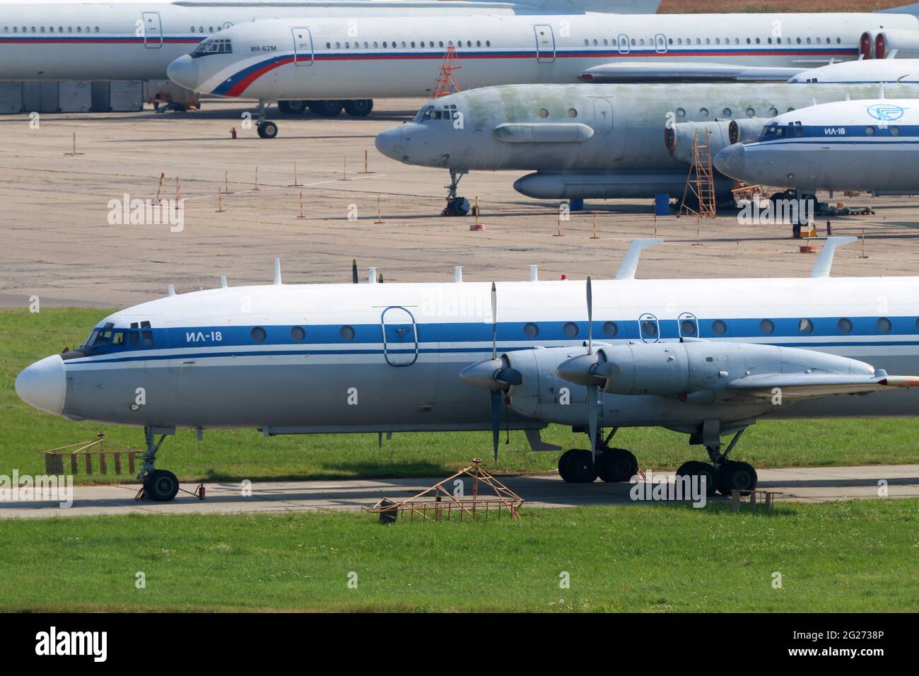 ил22 222222. ил 22 хвост. ил-22 зебра. ил 22 взпу. антенны ил 22 различия.