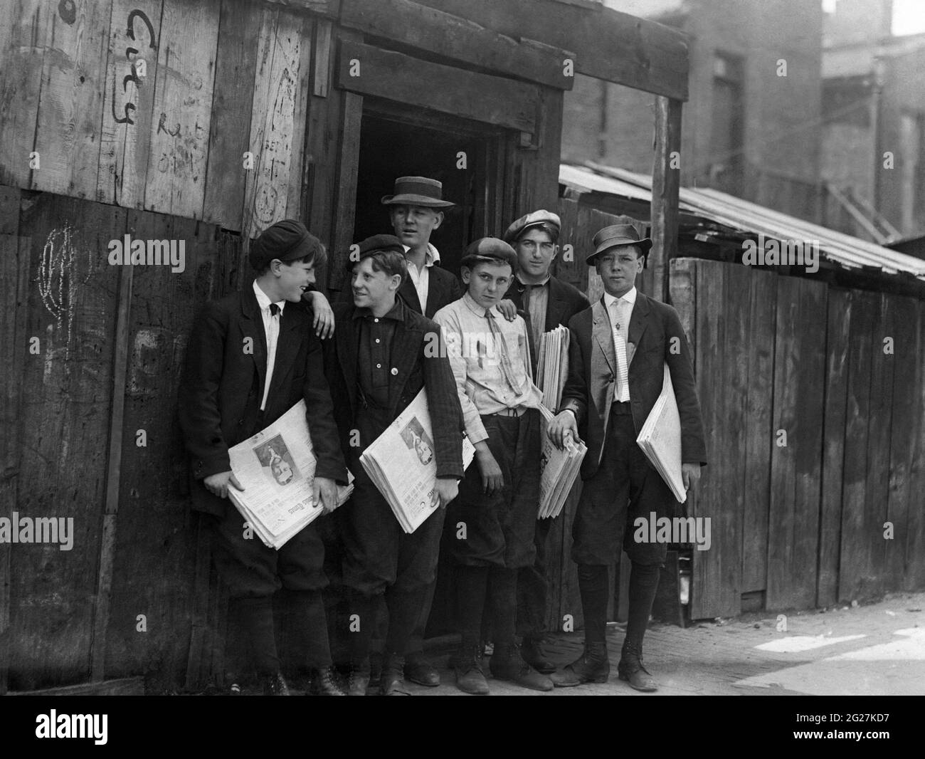 Truants hanging around in St. Louis Missouri, when the boys should have been at school, 1910. Stock Photo