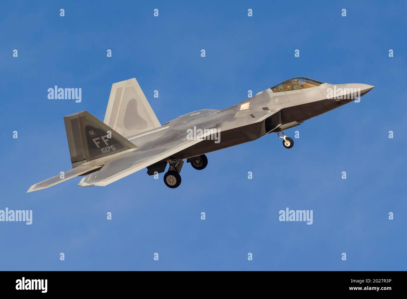 F 22 raptor fighter jets hi-res stock photography and images - Alamy