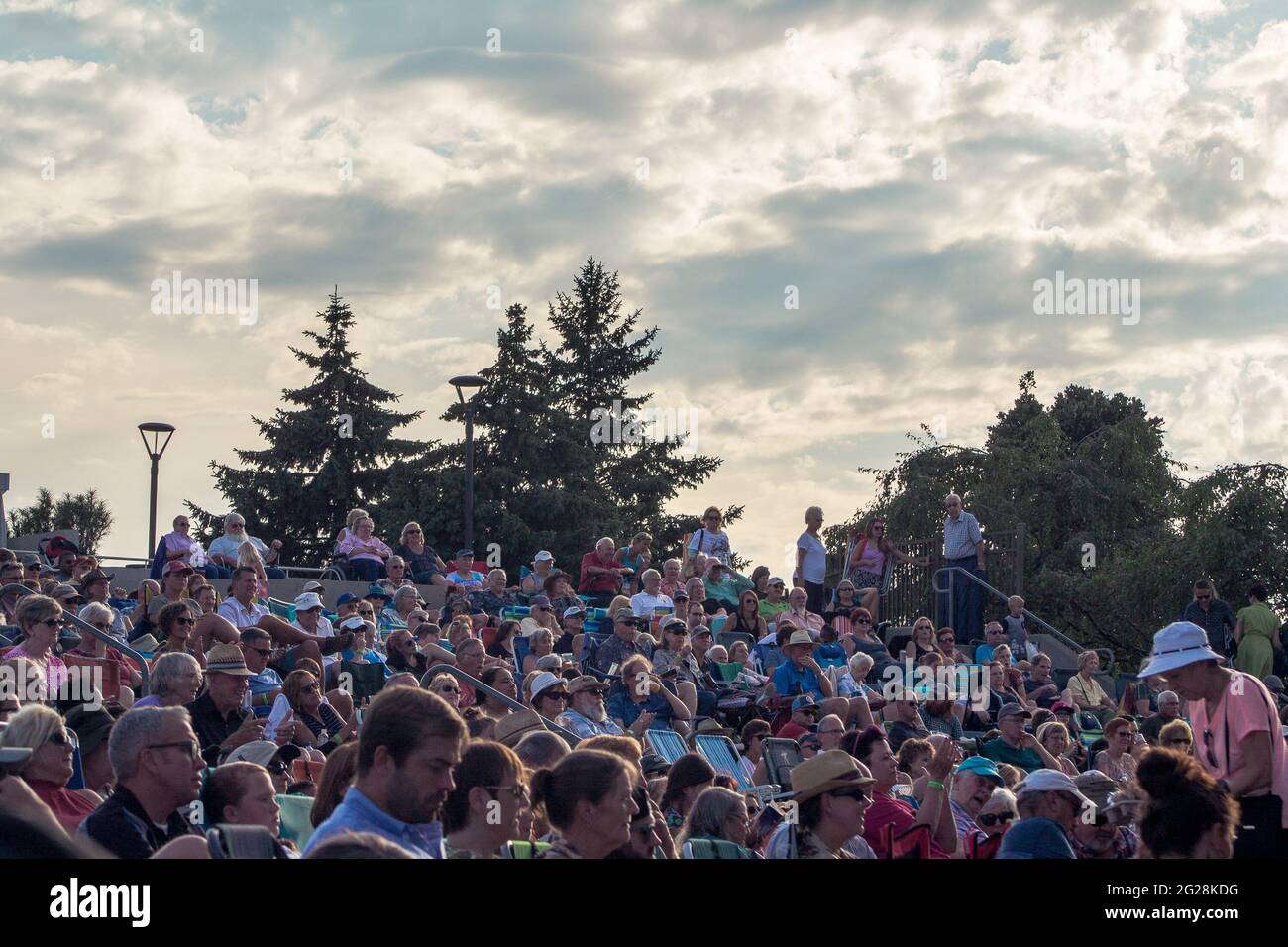 Crowd at the Frederik Meijer Gardens concert series Stock Photo Alamy