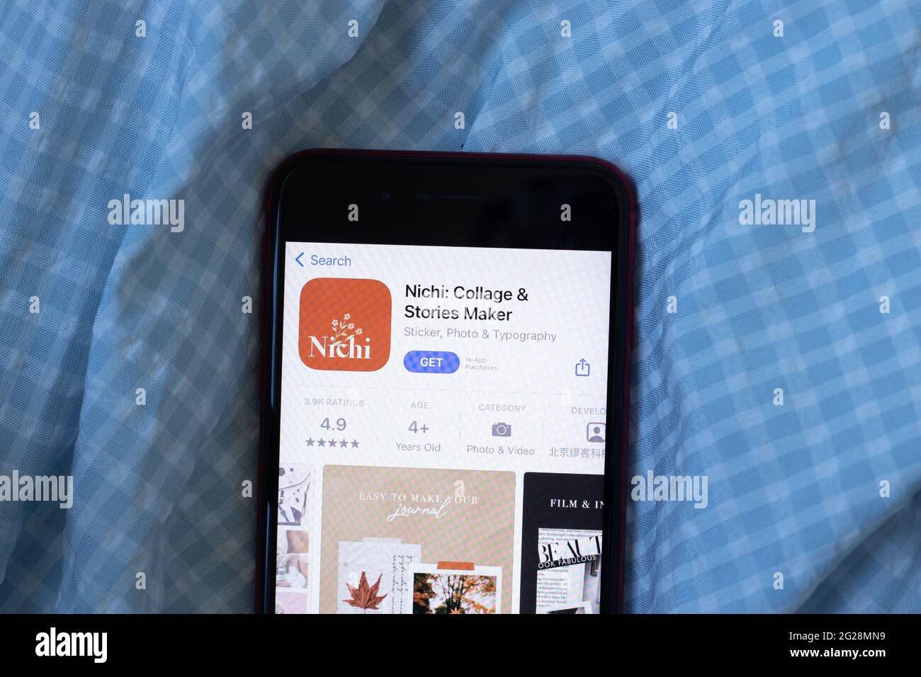 New York, USA - 1 June 2021: Nichi Collage Stories Maker mobile app ...