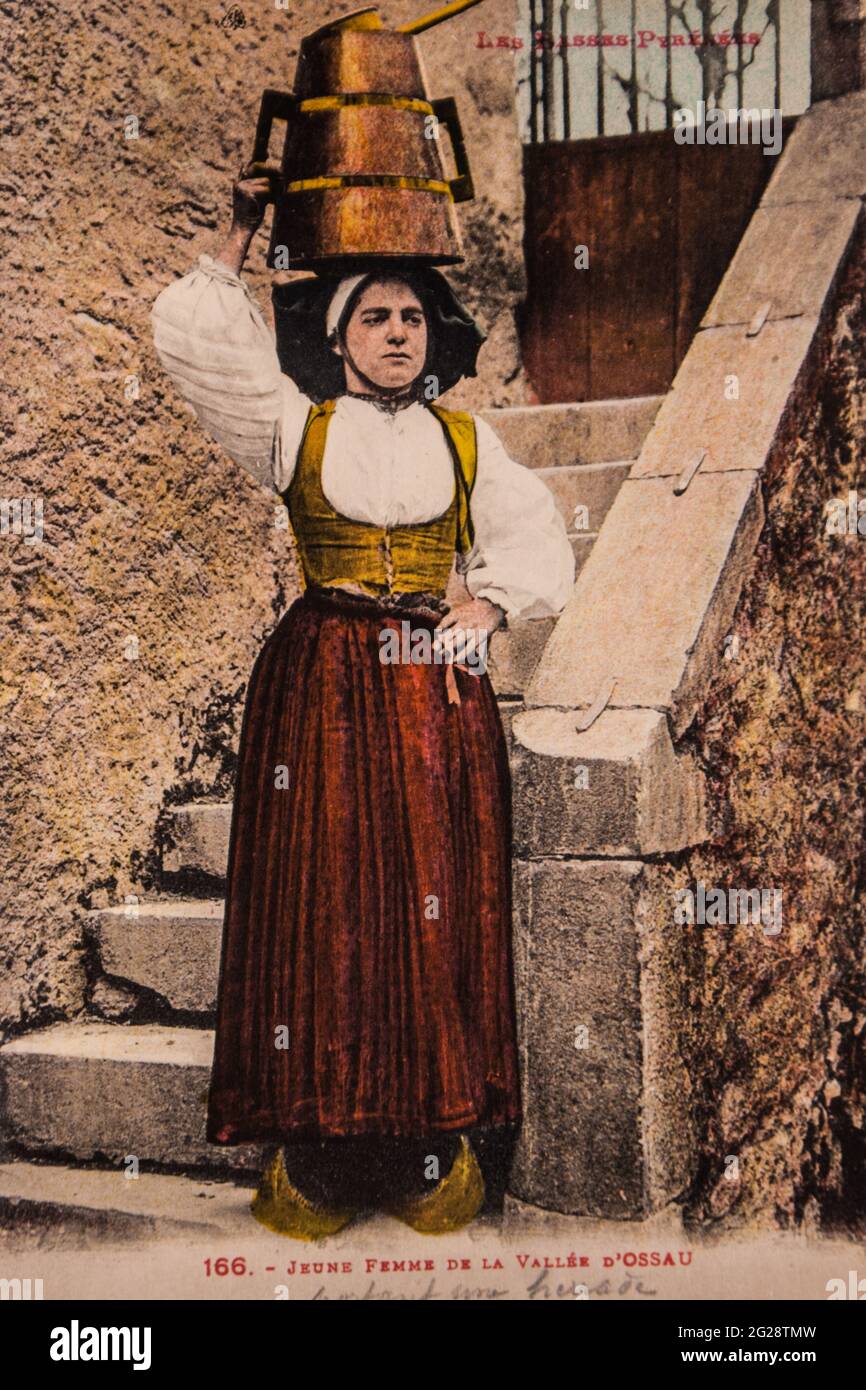 Costume vintage femme sale