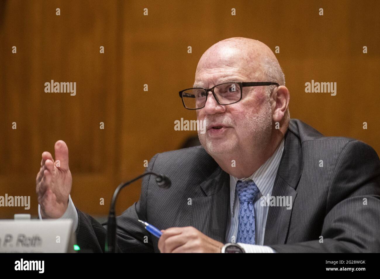 John p roth hi-res stock photography and images - Alamy