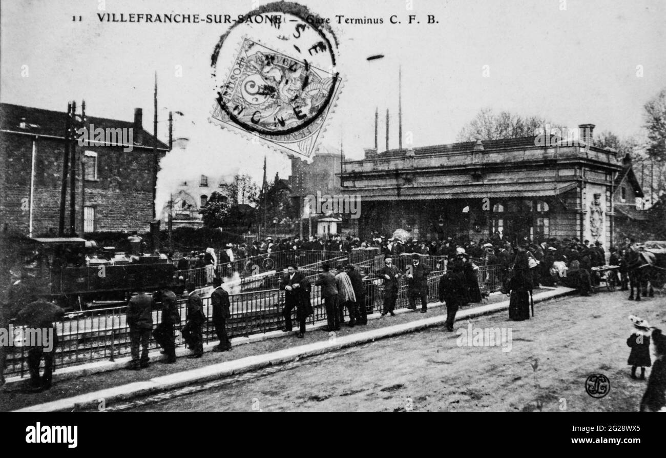 villefranche sur saone,gare terminus ,carte postale 1900 Stock Photo