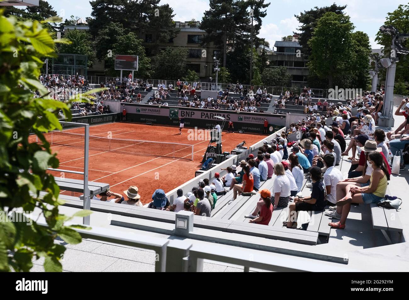 Paris, France. 09th June, 2021. Tennis: Grand Slam, French Open. Visitors  sitting in the stands. Due to the new Corona rules since June 9, 2021, more  people are allowed into the Stade