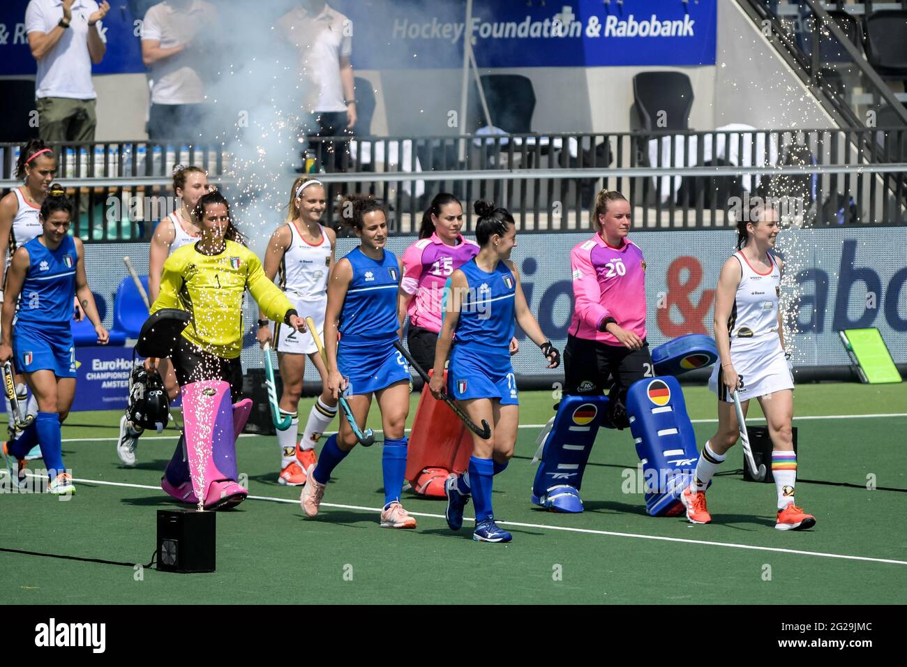 AMSTELVEEN, NETHERLANDS - JUNE 9: Chiara Tiddi of Italy, goalkeeper Julia Sonntag of Germany and Amelie Wortmann of Germany during the Euro Hockey Championships match between Germany and Italy at Wagener Stadion on June 9, 2021 in Amstelveen, Netherlands (Photo by Gerrit van Keulen/Orange Pictures) Stock Photo