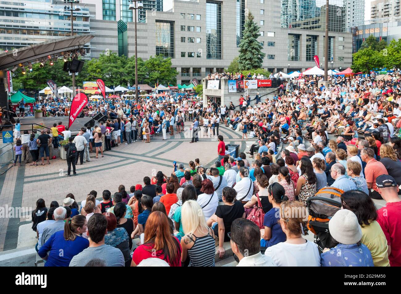 General View of the Attending Public: Hispanic Fiesta is a celebration of the Latin American culture in this multicultural city, it brings together th Stock Photo