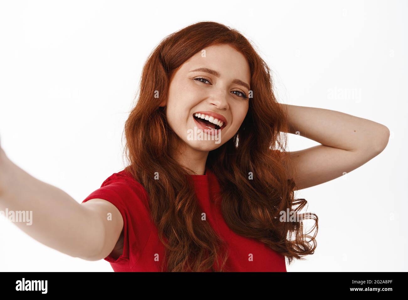 Closeup Portrait Of A Young Beautiful Woman. Wake Up In The Morning And  Read The News Online. Chat On The Phone. Chat With Friends Online Stock  Photo, Picture and Royalty Free Image.