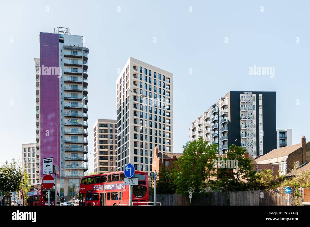 Ilford essex high rise hires stock photography and images Alamy