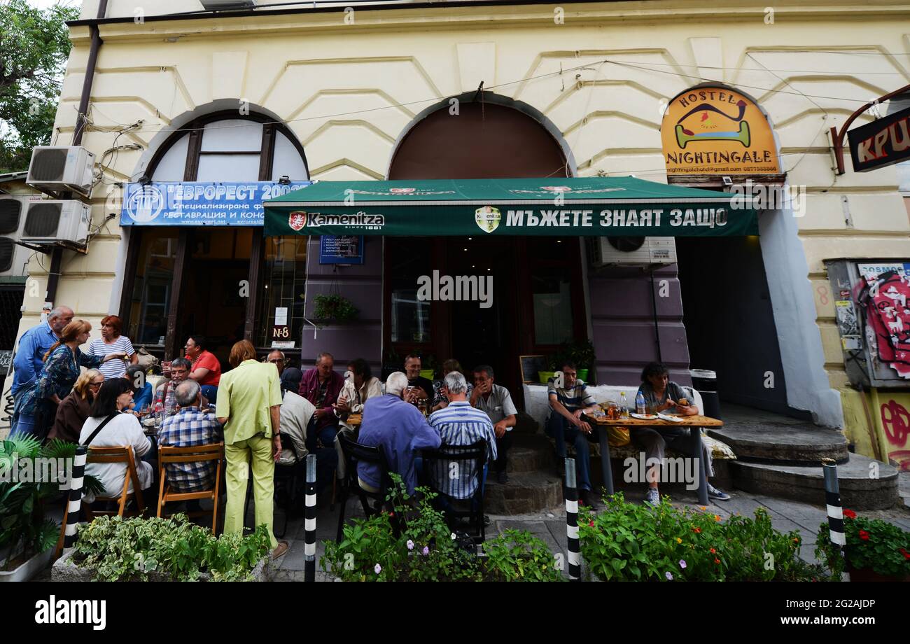 A busy bar & restaurant by the Nightingale hostel in Sofia, Bulgaria. Stock Photo