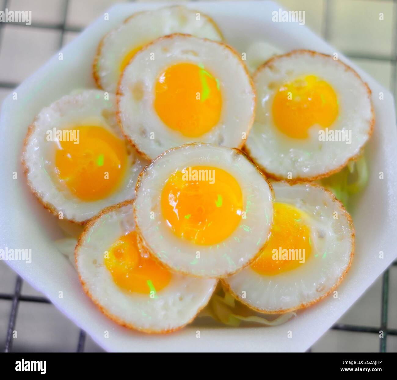 Cholesterol quail hires stock photography and images Alamy