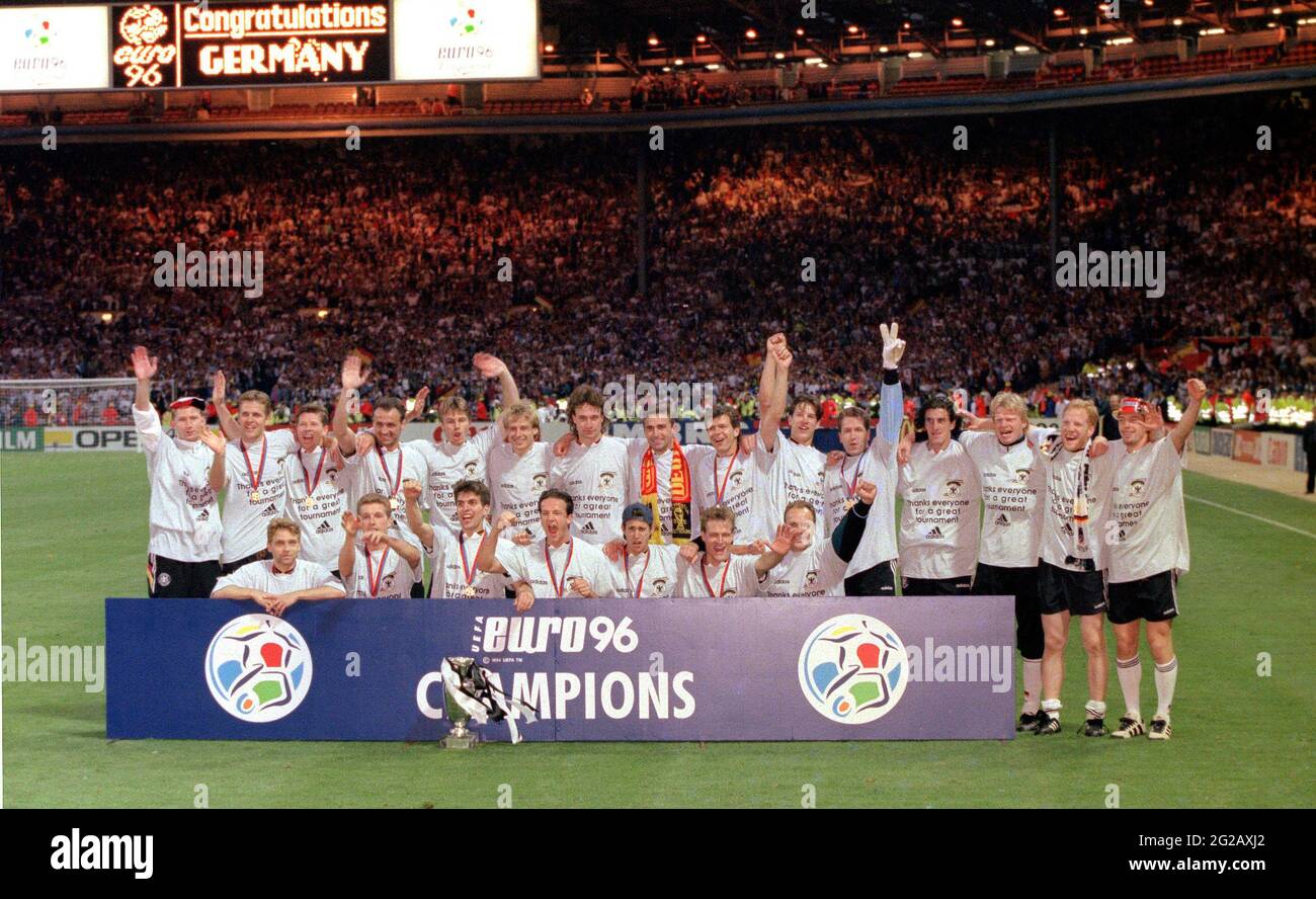 06 30 1996 euro em european championship 1996 final final german hi-res  stock photography and images - Alamy