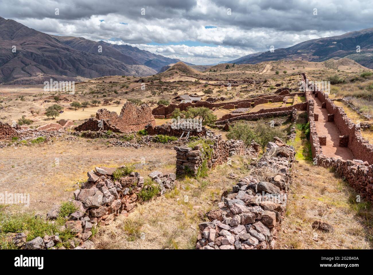 Pre-inca ruins at Pikillacta, near Cusco, Peru Stock Photo