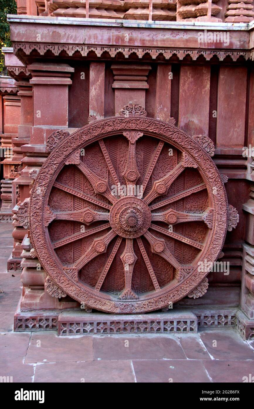 Chariot wheel hi-res stock photography and images - Alamy