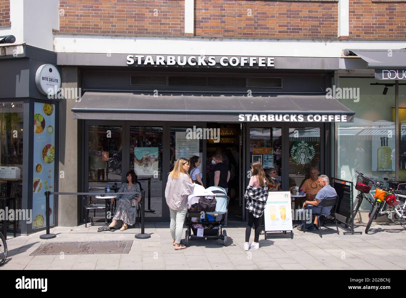 Starbucks Coffee in Munich MUNICH, GERMANY JUNE 03, 2021 Stock Photo Alamy