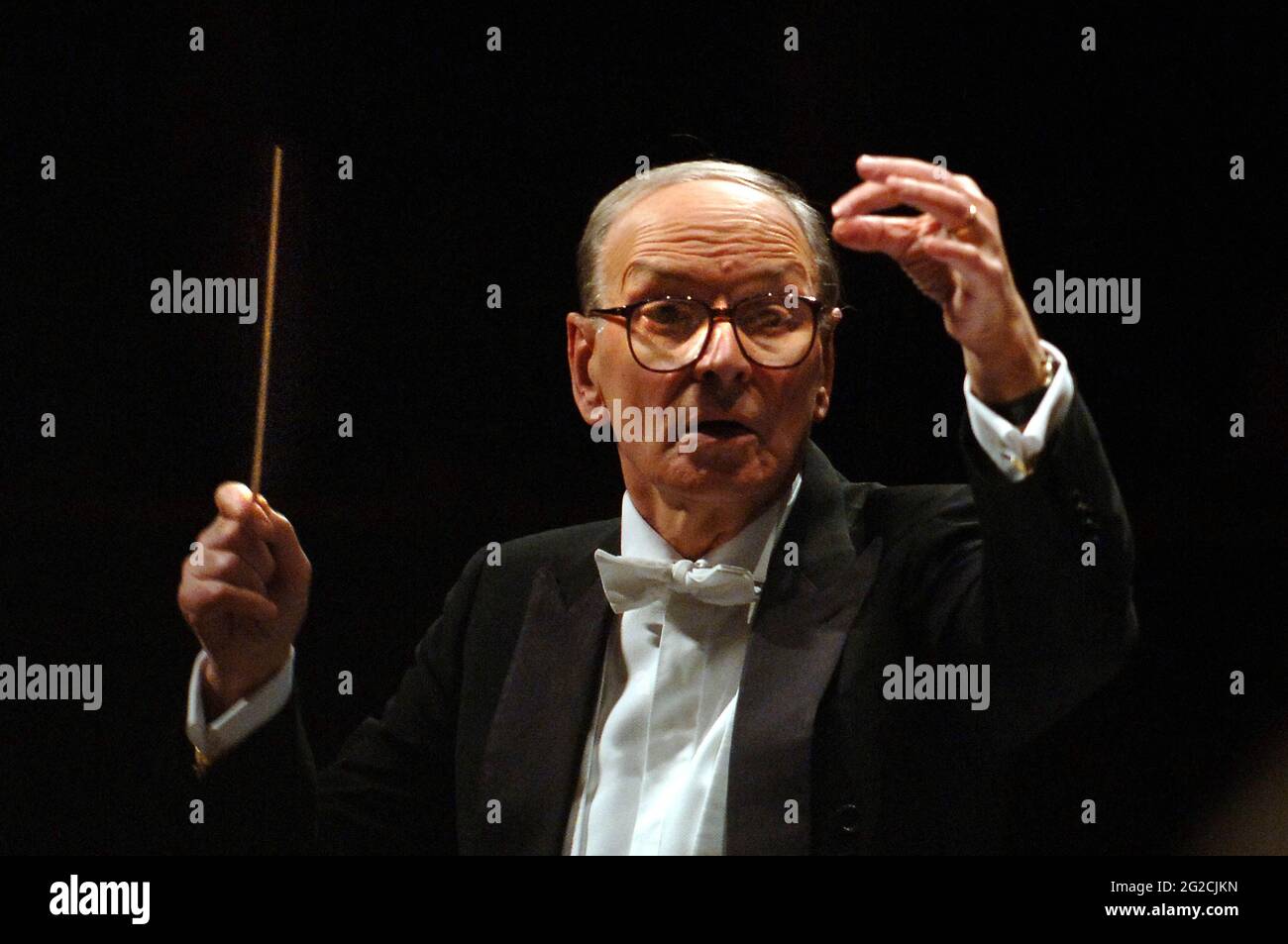 Italy, Brescia, december 16, 2007 : The conductor and composer Ennio Morricone in concert.   Photo © Matteo Biatta/Sintesi/Alamy Stock Photo Stock Photo