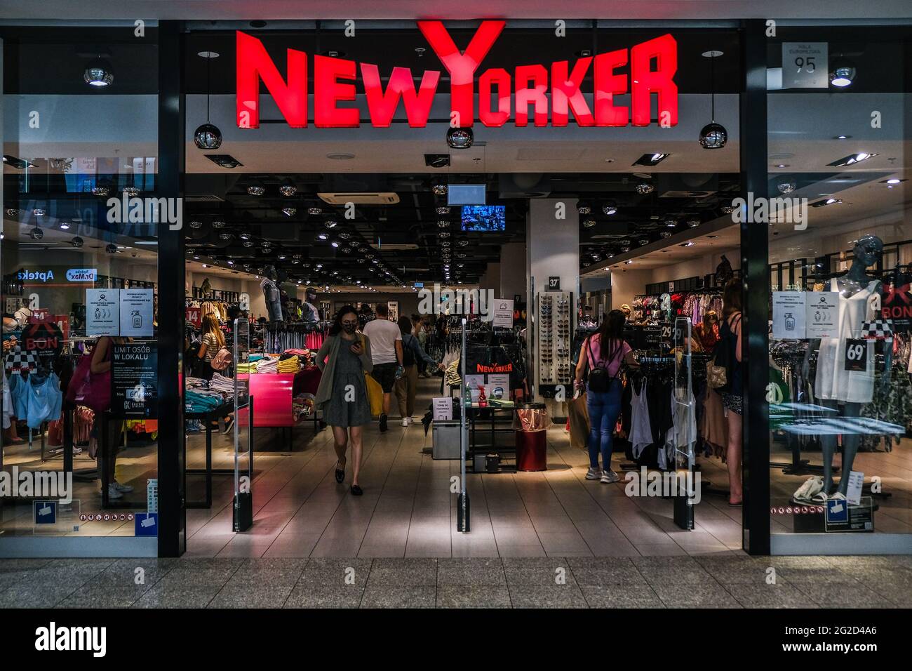 A woman seen leaving the New Yorker shop inside a shopping mall. (Photo by  Omar Marques / SOPA Images/Sipa USA Stock Photo - Alamy