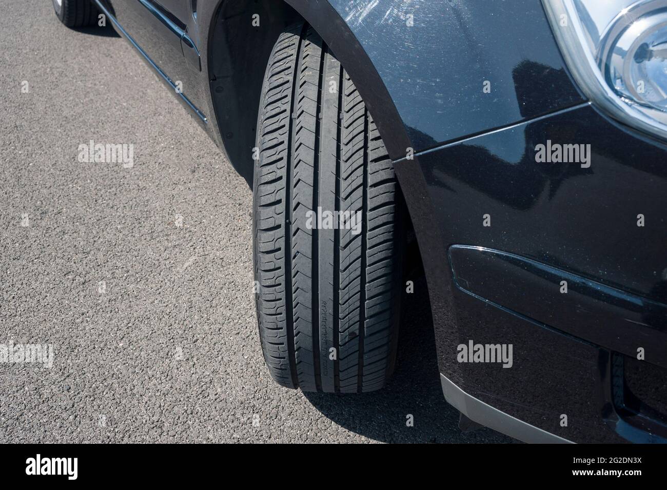 Detail shots of a  2007 black Ford S Max family MPV car Stock Photo