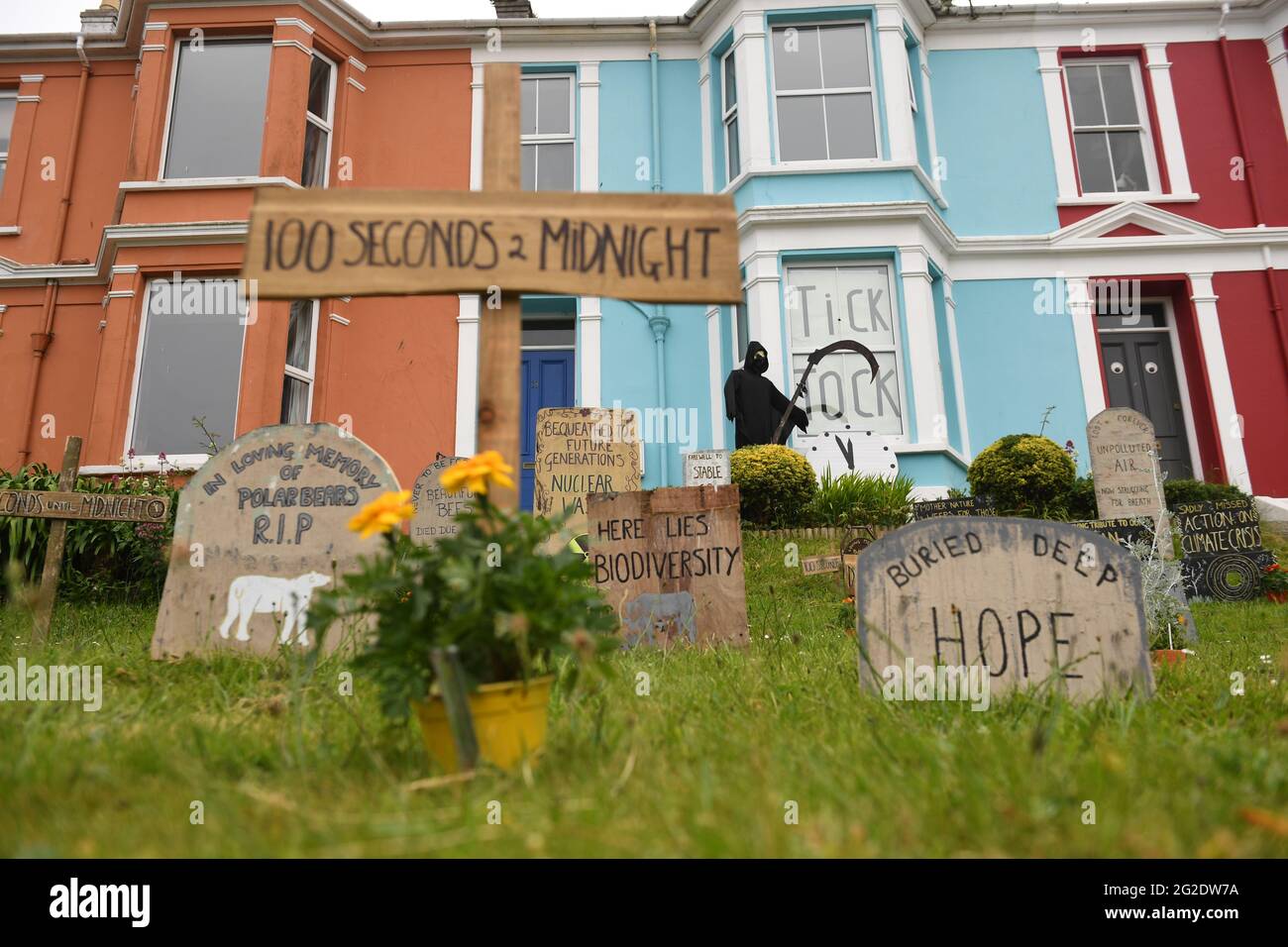 A climate change protest in Falmouth, ahead of the G7 summit in Cornwall. Picture date: Thursday June 10, 2021. Stock Photo