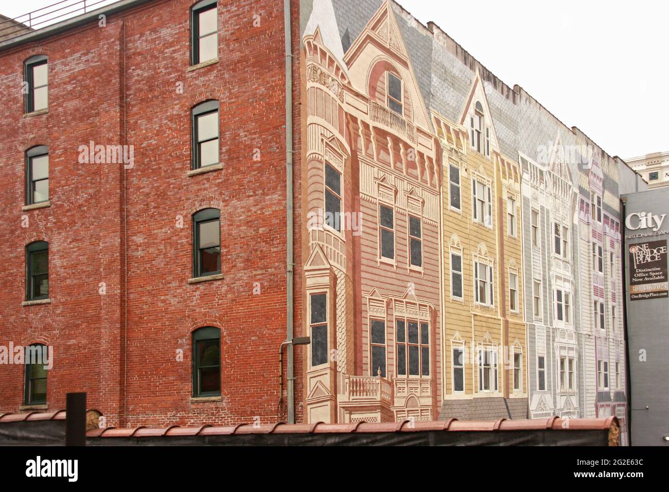 Mural on historic downtown building hi-res stock photography and images ...