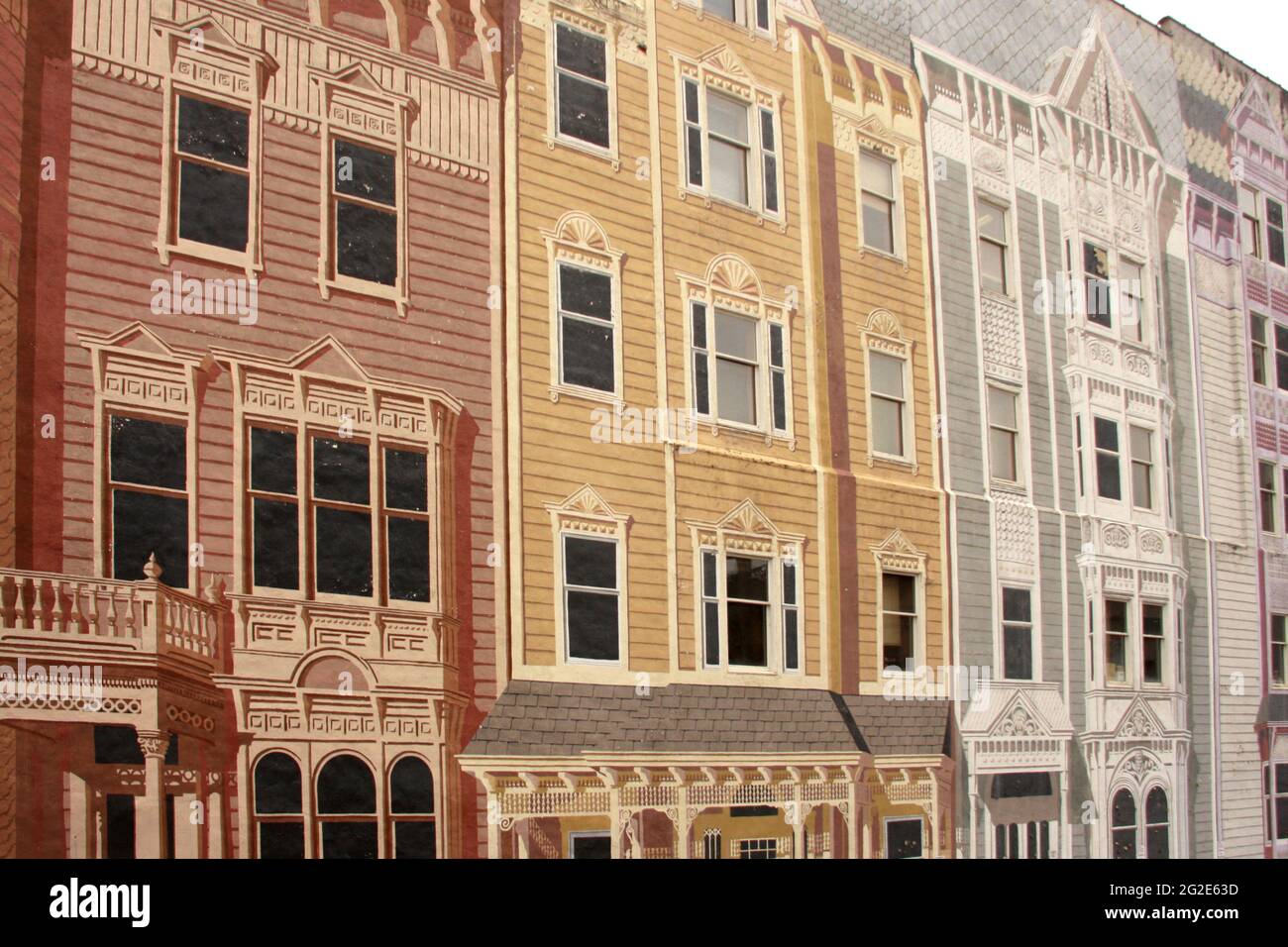 Mural on historic downtown building hi-res stock photography and images ...