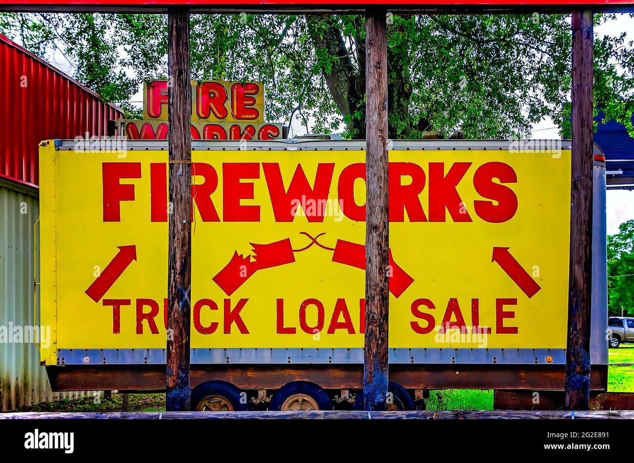 Fireworks truck sale hires stock photography and images Alamy