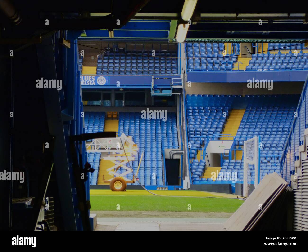 Pitch Level View of Stamford Bridge Stad, Stock Video