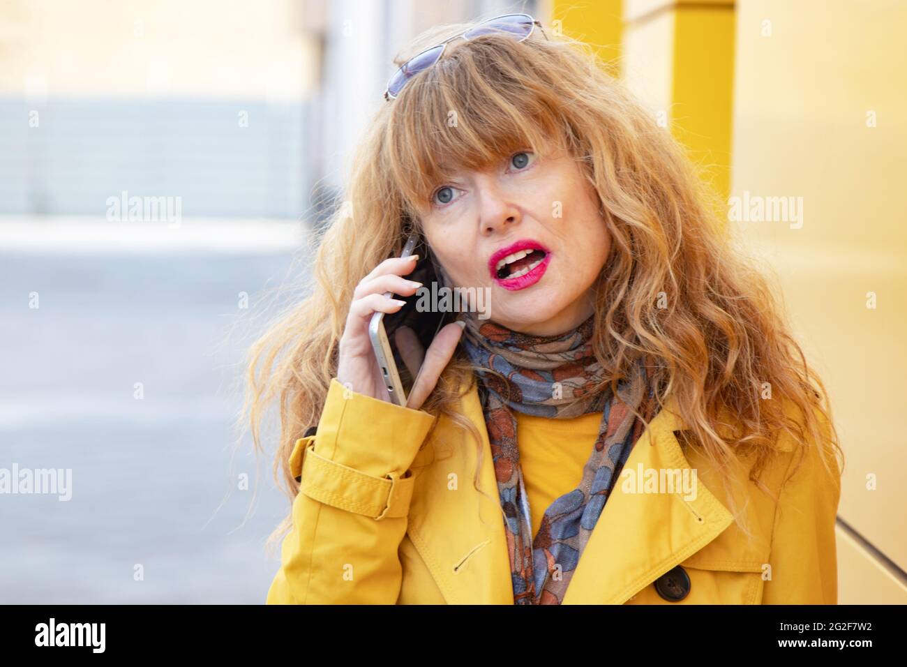 Blonde mature woman street hi-res stock photography and images - Alamy