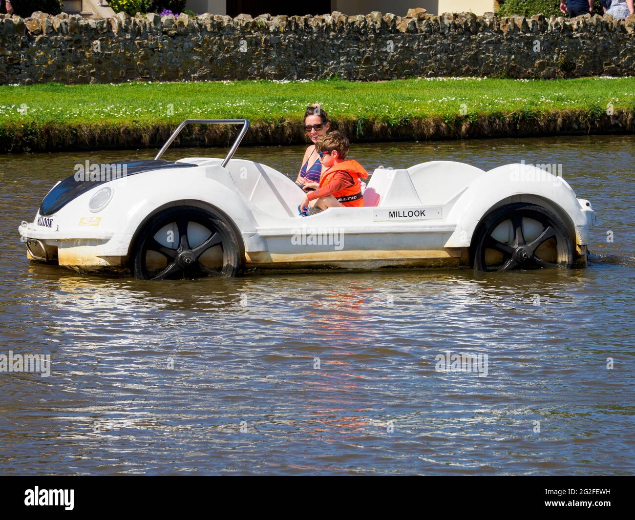 Pedal boat car hi-res stock photography and images - Alamy