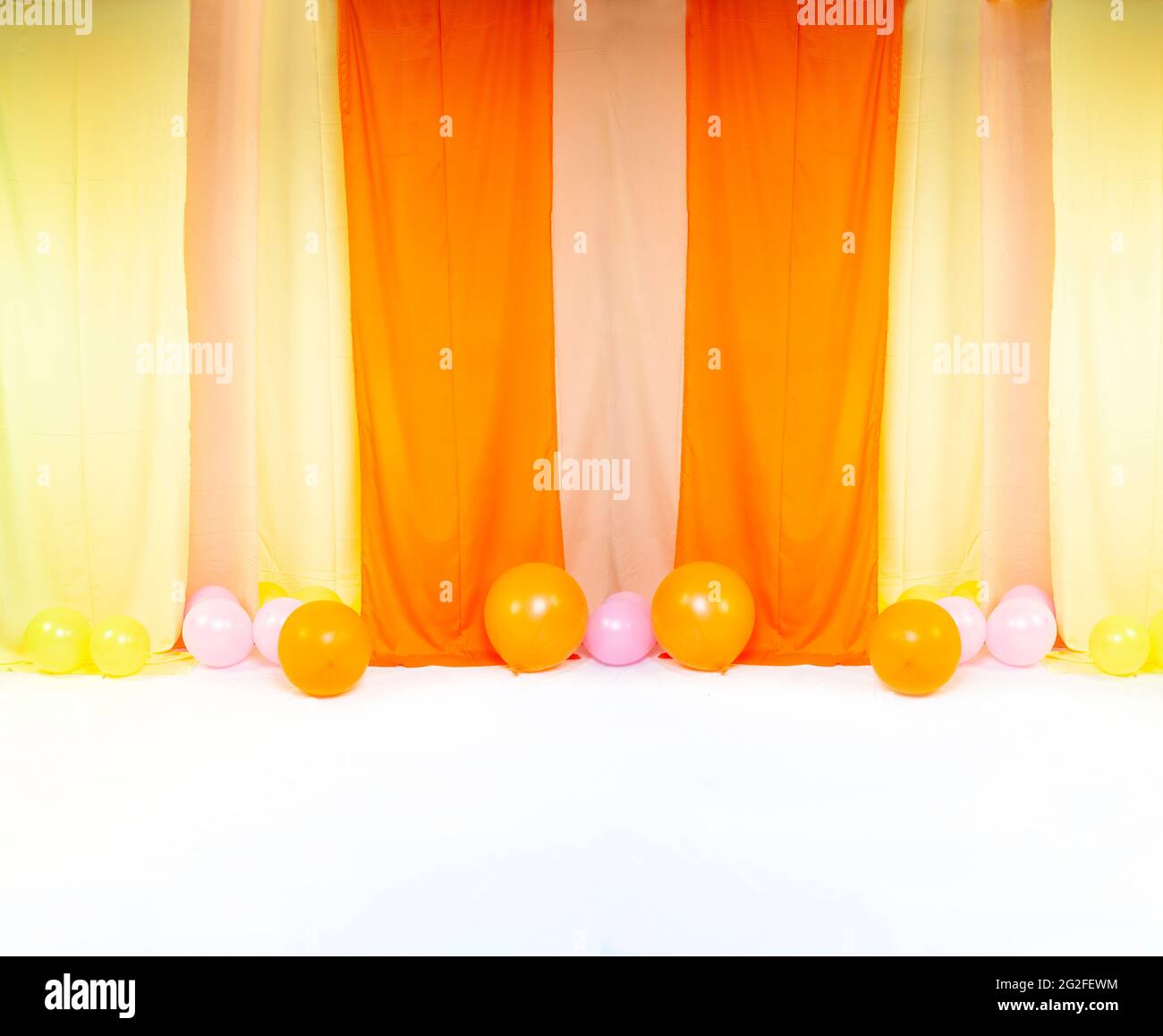 Elegant backdrop made with fabric velvet rolls and balloons for studio