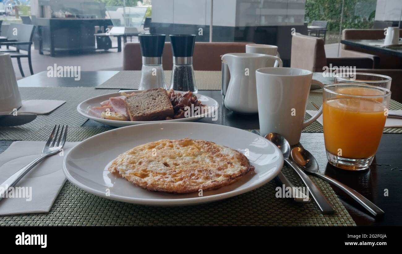 Breakfast Buffet Millennium Hilton hotel Stock Photo Alamy