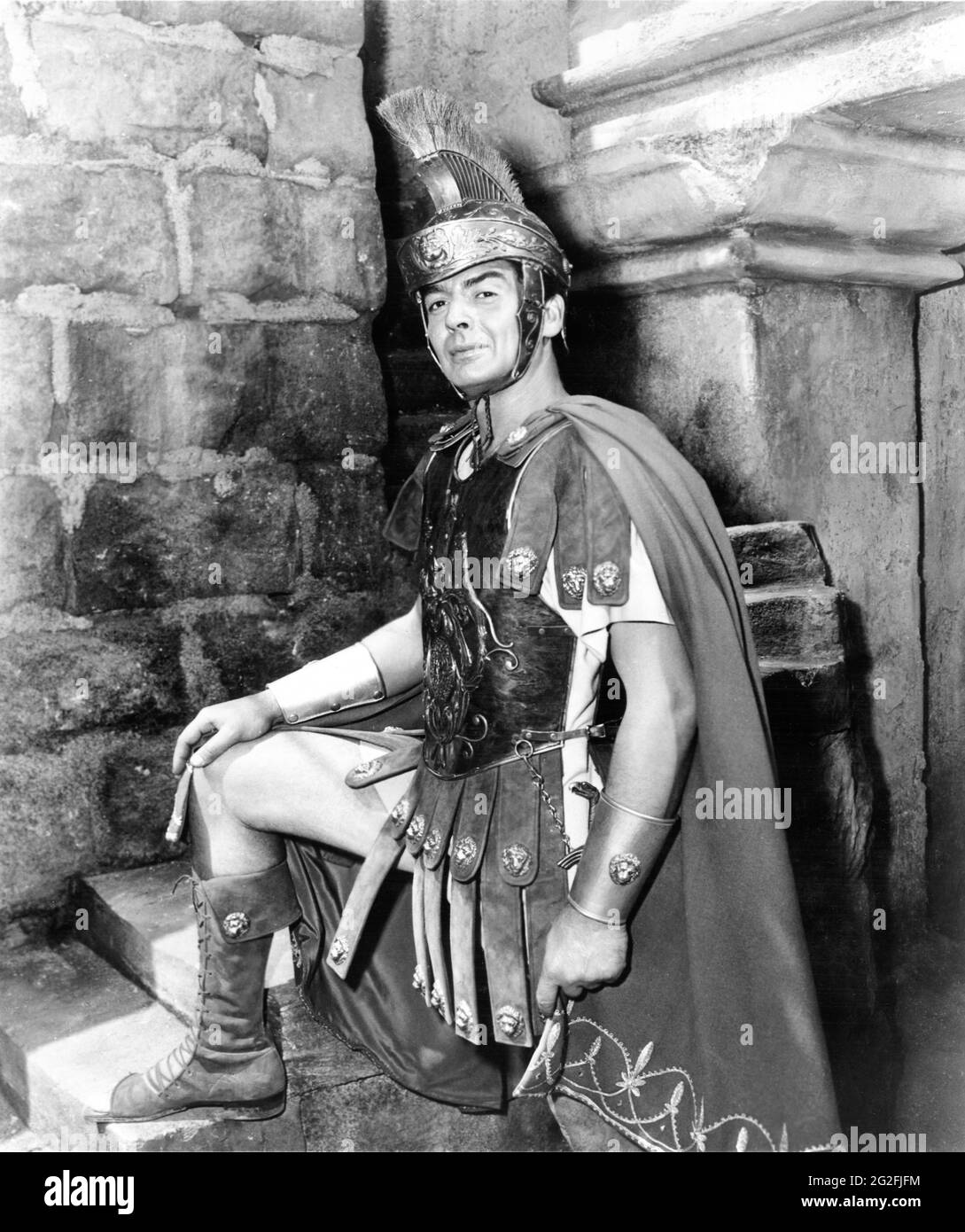 VICTOR MATURE publicity portrait as Demetrius in DEMETRIUS AND THE GLADIATORS 1954 director DELMER DAVES based on a character created by Lloyd C. Douglas in The Robe written by Philip Dunne music Franz Waxman producer Frank Ross Twentieth Century Fox Stock Photo
