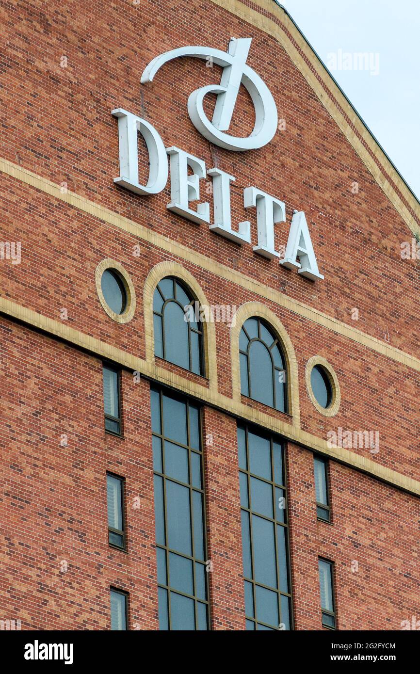 Delta Hotel building in East Scarborough, Toronto. Signage and 