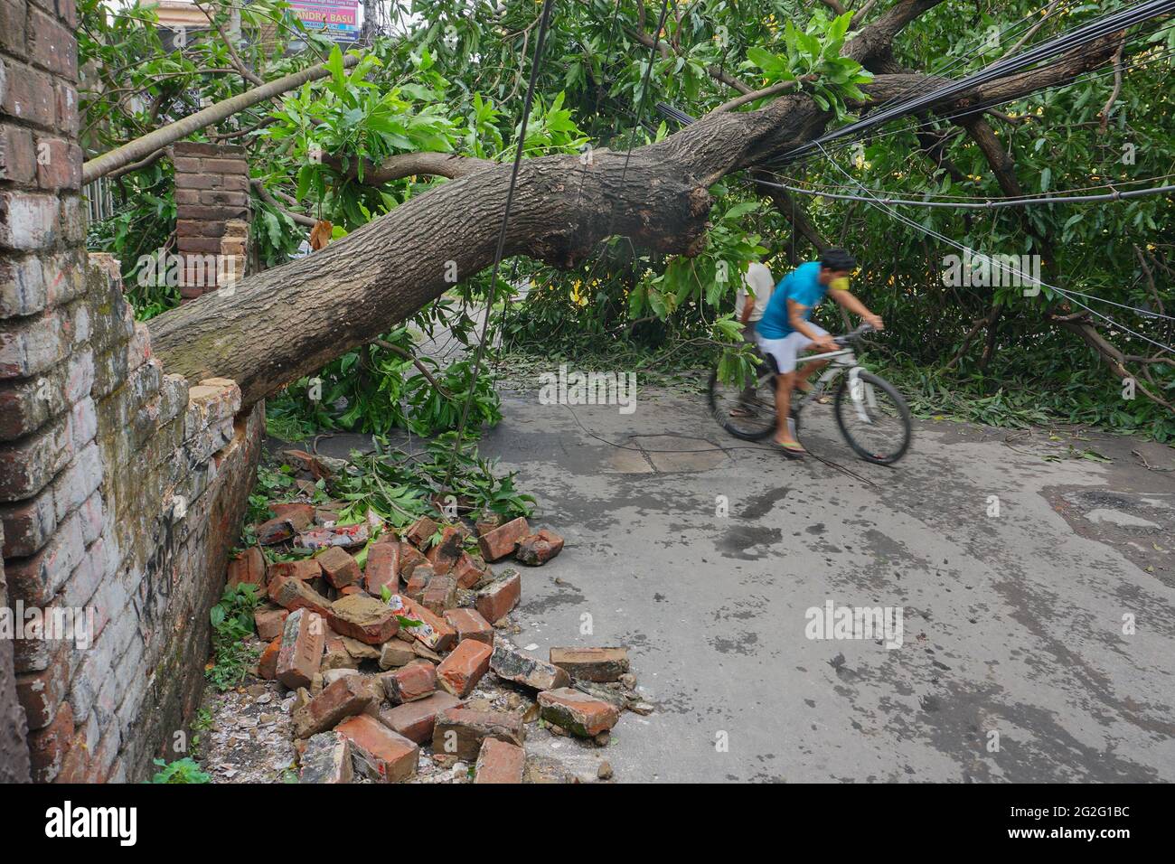 Howrah, West Bengal, India - 21st May 2020 : Super cyclone Amphan ...