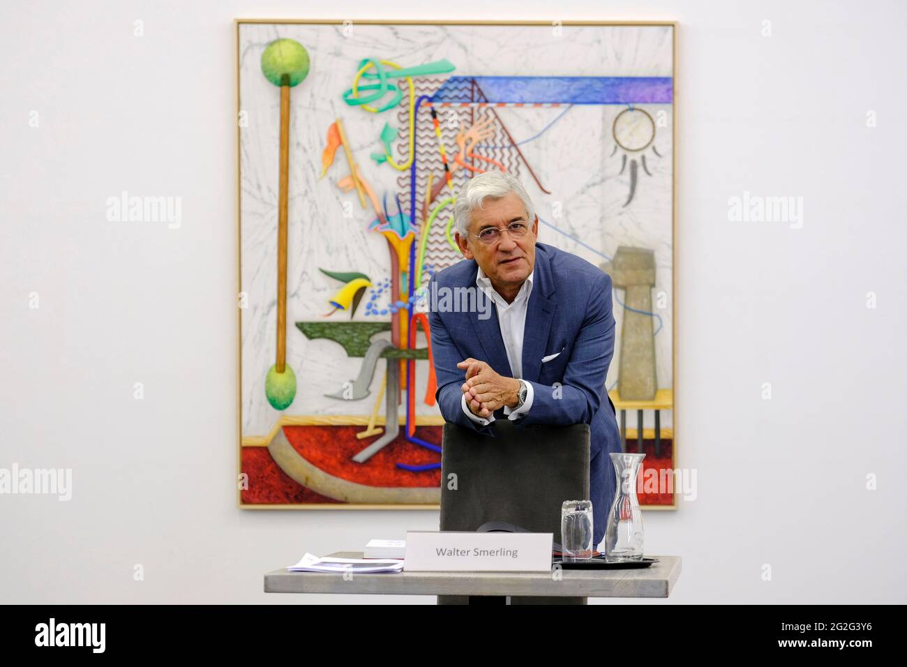 10.06.2021, Duisburg, Nordrhein-Westfalen, Deutschland - Walter Smerling, Direktor des MKM Museum Kueppersmuehle fuer Moderne Kunst in Duisburg, vor e Stock Photo