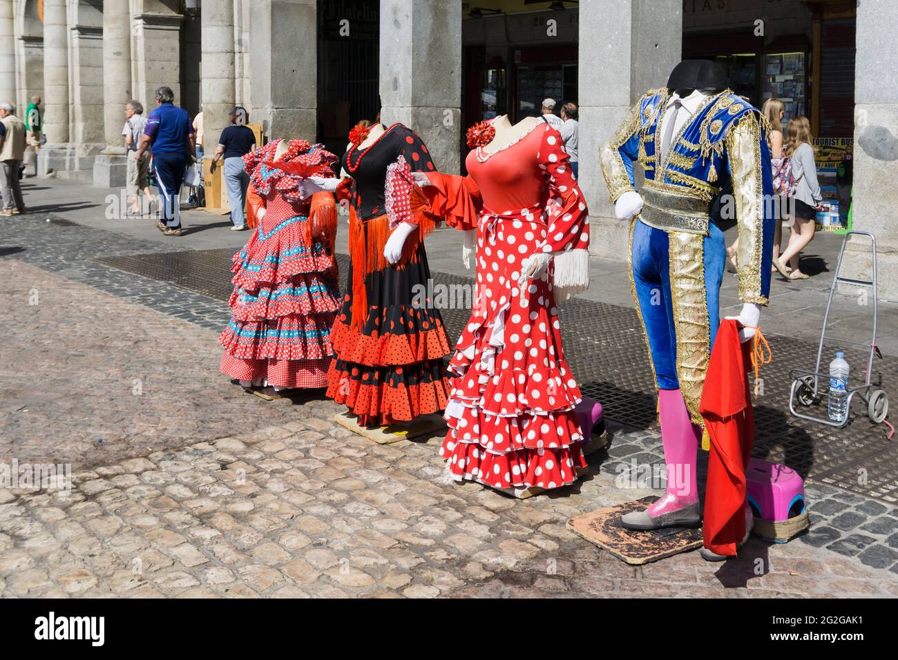 Dress shop manikins hi-res stock photography and images - Alamy