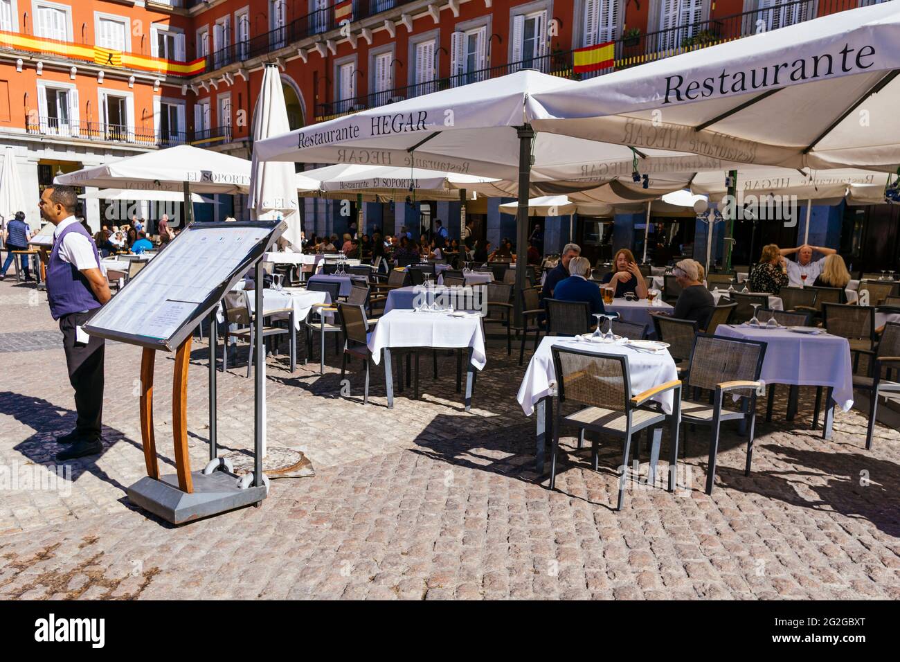 Plaza Mayor Madrid Restaurant High Resolution Stock Photography and Images Alamy