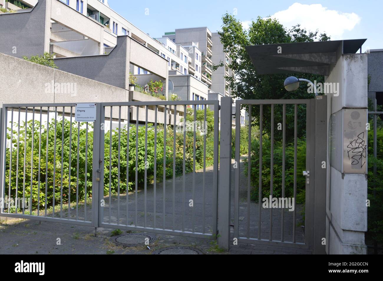 Schöneberger Terassen residential area in Berlin, Germany - 10th June 2021. Stock Photo