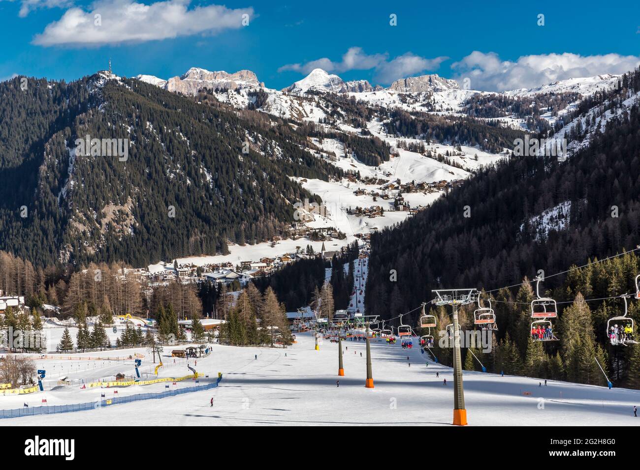 Ski area Colfosco, behind the Tofana group, Val Gardena, Grödner Joch, Sellaronda, South Tyrol, Alto Adige, Dolomites, Italy, Europe Stock Photo