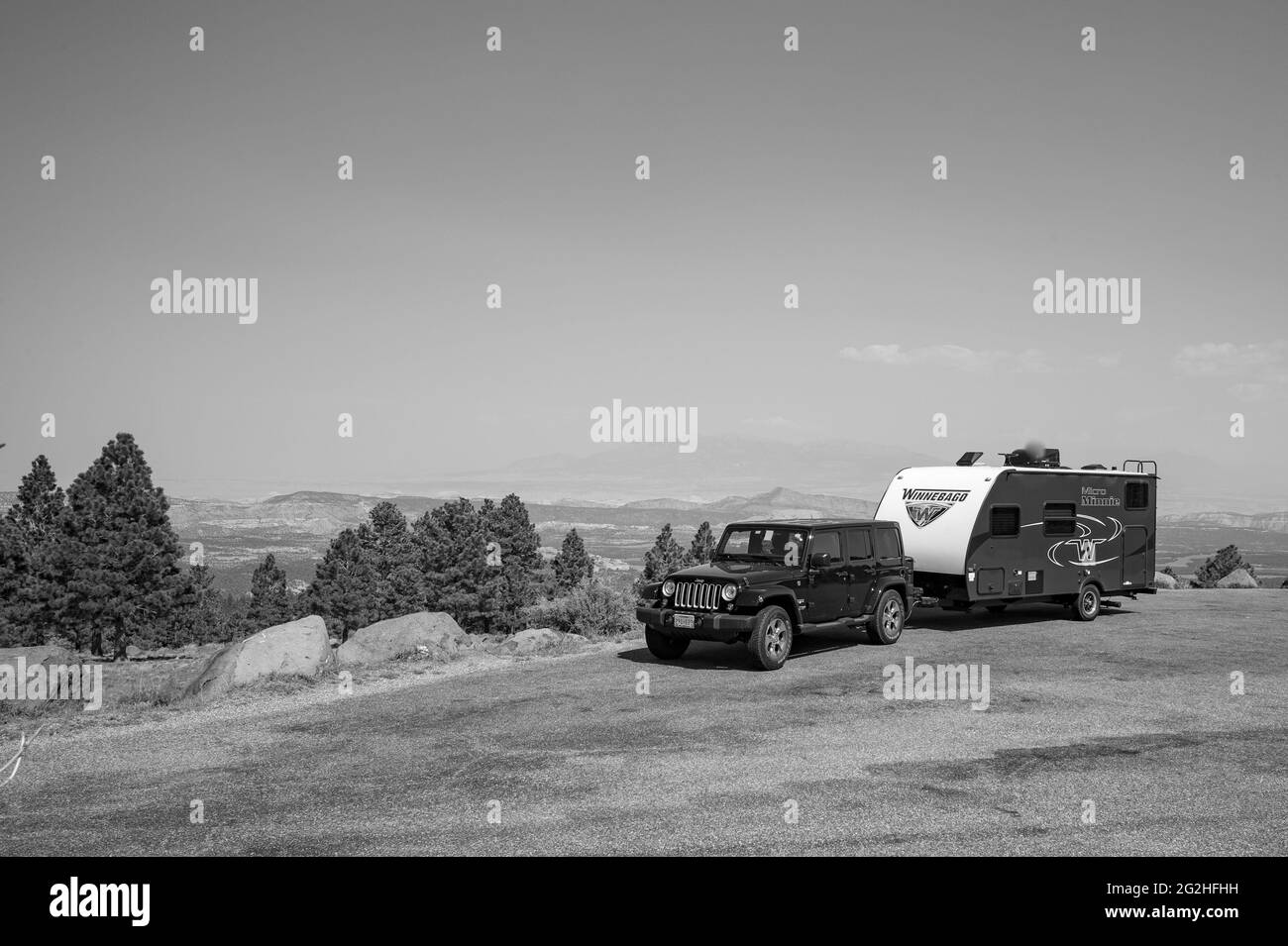 parking Jeep and Caravan at the Vista Point Larb Hollow Overlook, Garfield County, Utah, USA. Stock Photo