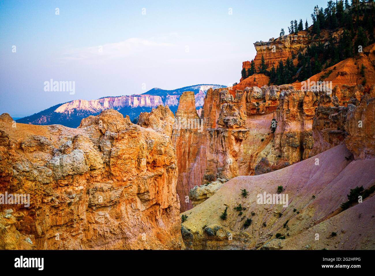 Natural Bridge, a massive 85-ft. red-rock arch carved out of sedimentary red rock by geologic forces over millions of years. Bryce Canyon National Park, Utah, USA Stock Photo