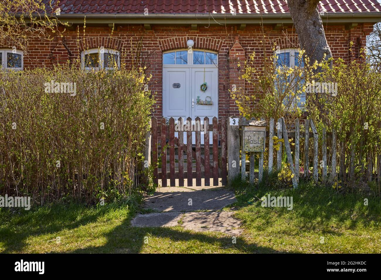 Mecklenburg-Western Pomerania, village, front door, gate Stock Photo